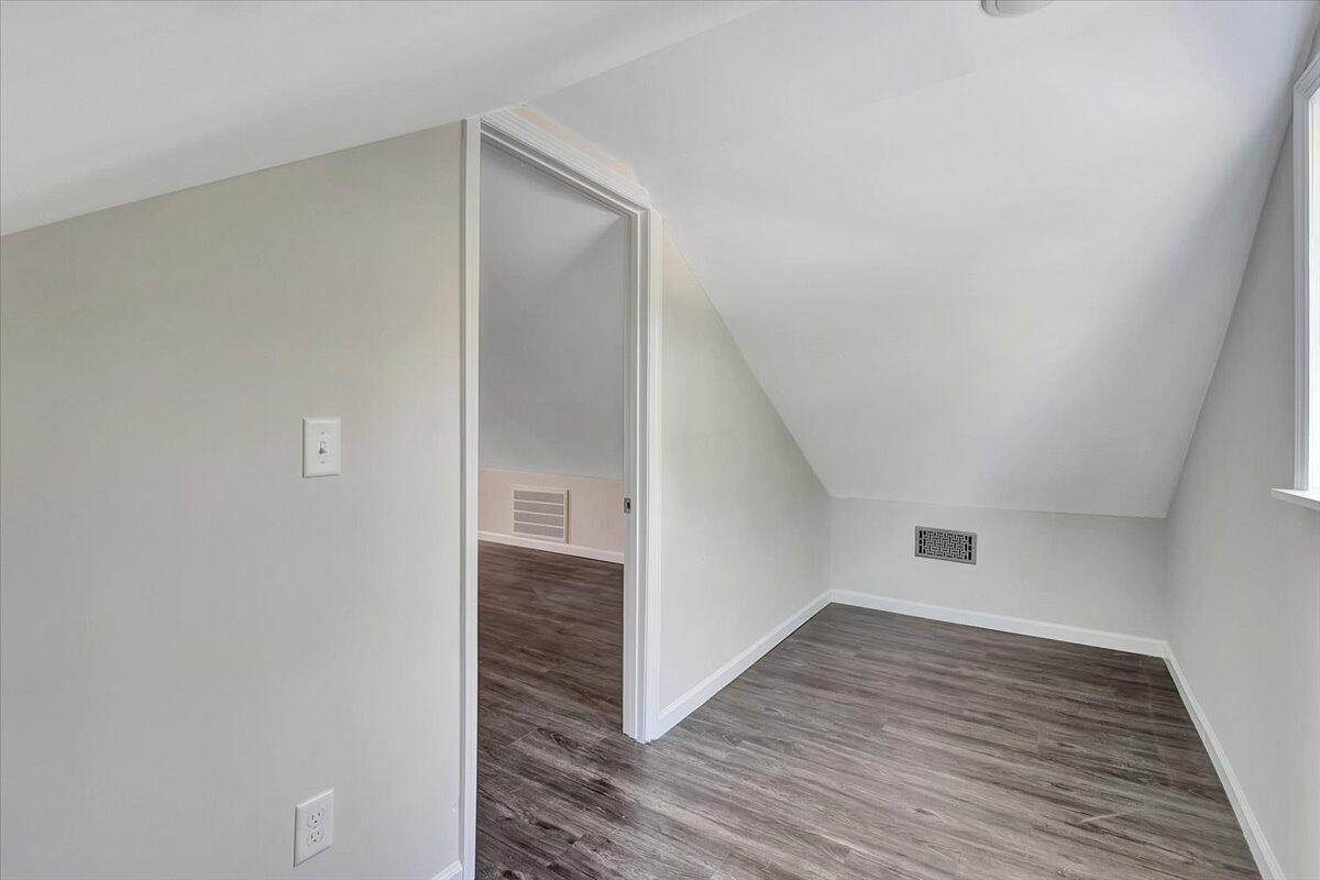 1407 Greenwood Road Chattanooga, TN 37411 - Photo 23 of 29 26-Pinnacle Tour - 1407 Greenwood - 026