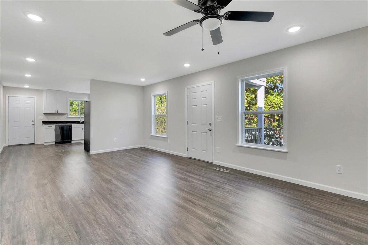 1407 Greenwood Road Chattanooga, TN 37411 - Photo 9 of 29 05-Pinnacle Tour - 1407 Greenwood - 005