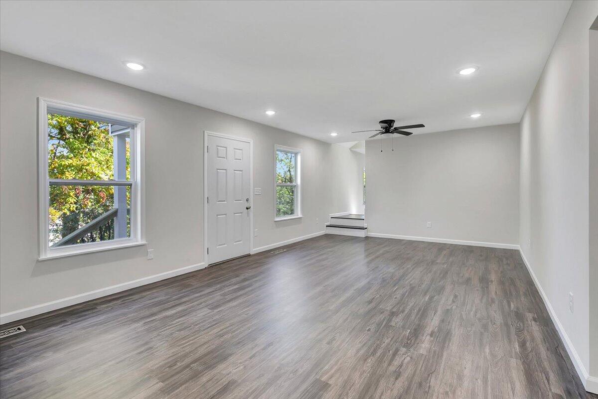 1407 Greenwood Road Chattanooga, TN 37411 - Photo 10 of 29 06-Pinnacle Tour - 1407 Greenwood - 006