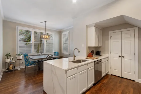 $474,500 | 948 River Breeze Drive, Memphis, TN 38103