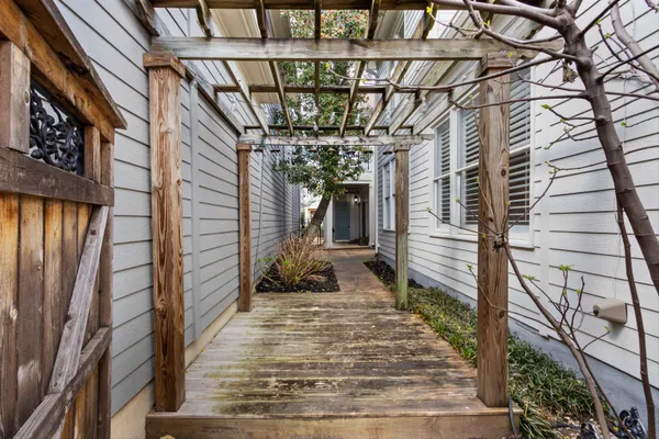 $474,500 | 948 River Breeze Drive, Memphis, TN 38103