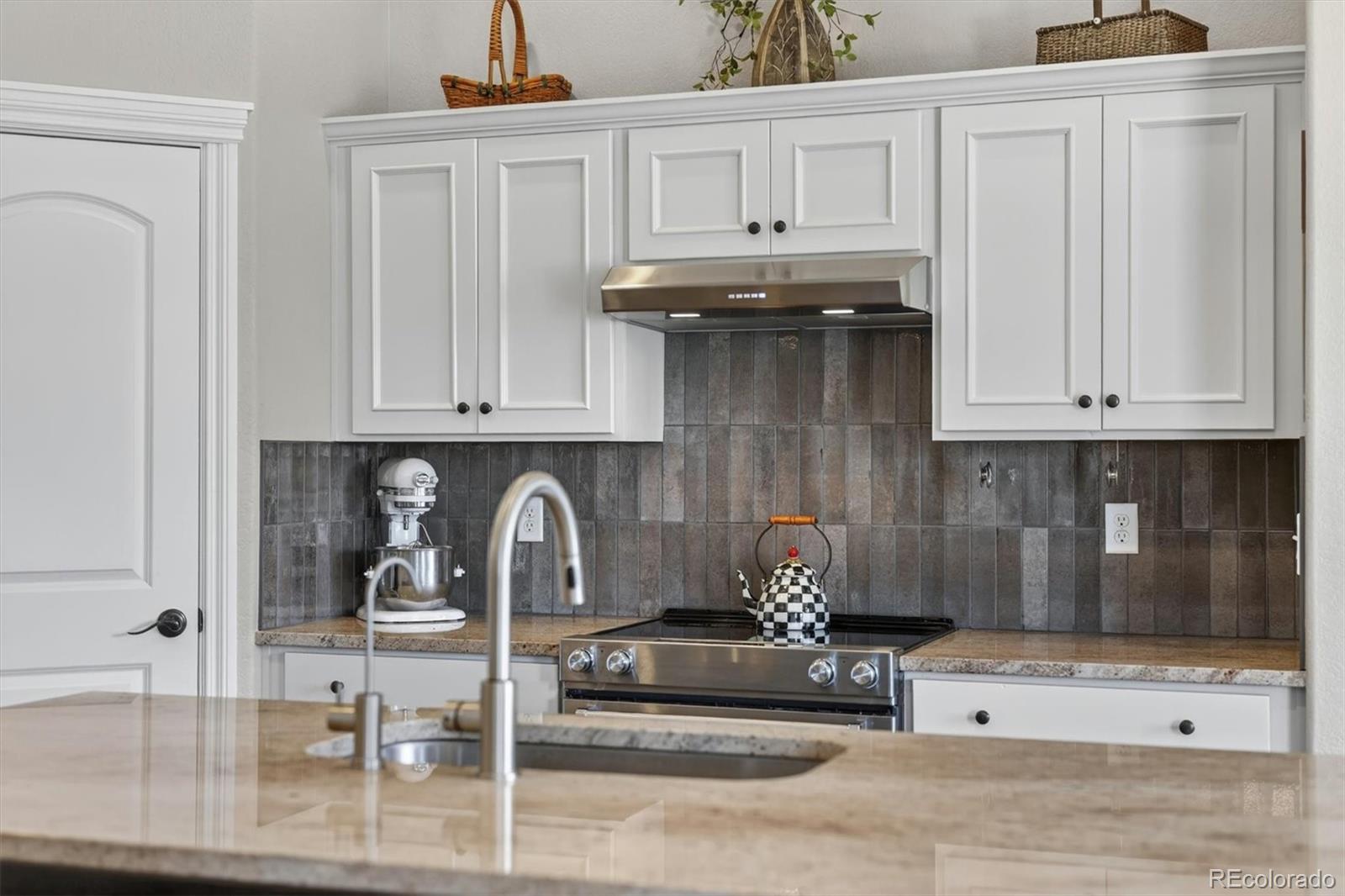 7516 21st St Road Greeley, CO 80634 - Photo 5 of 32