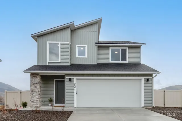 $392,990 | 237 Caribou Court, Horseshoe Bend, ID 83629