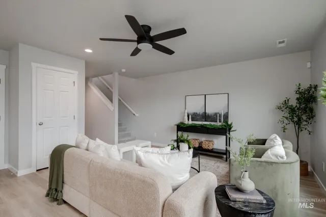 $392,990 | 237 Caribou Court, Horseshoe Bend, ID 83629