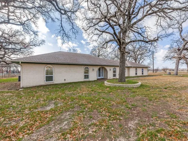 $3,000 | 7335 Reed Road, Azle, TX 76020