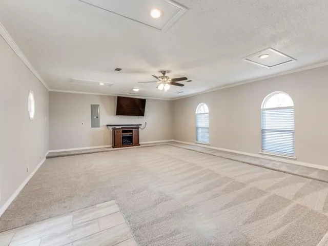 $3,000 | 7335 Reed Road, Azle, TX 76020