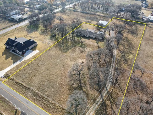 $3,000 | 7335 Reed Road, Azle, TX 76020