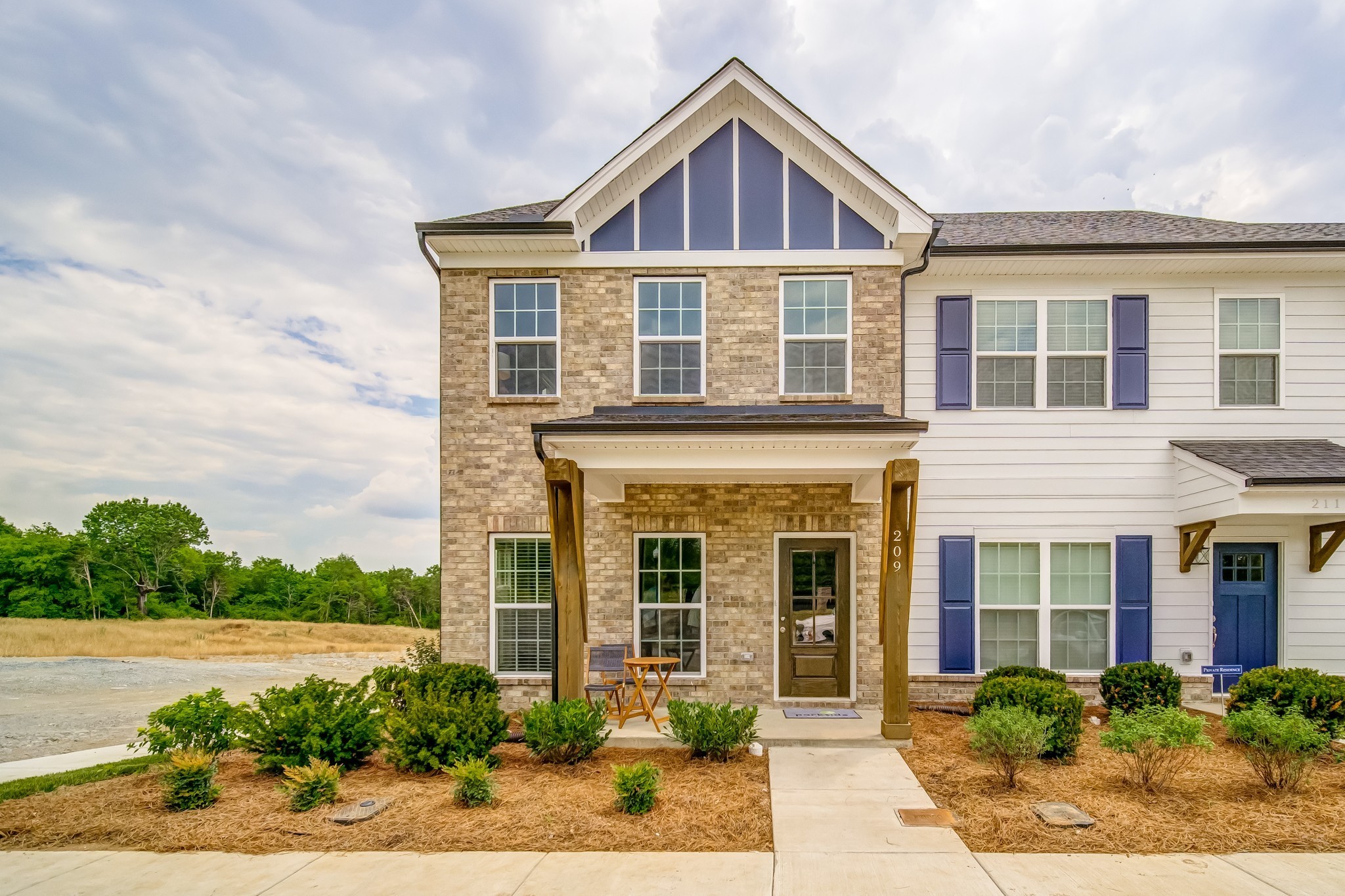 446 Withrow Way Gallatin, TN 37066 - Photo 3 of 25 front view of a house with a yard