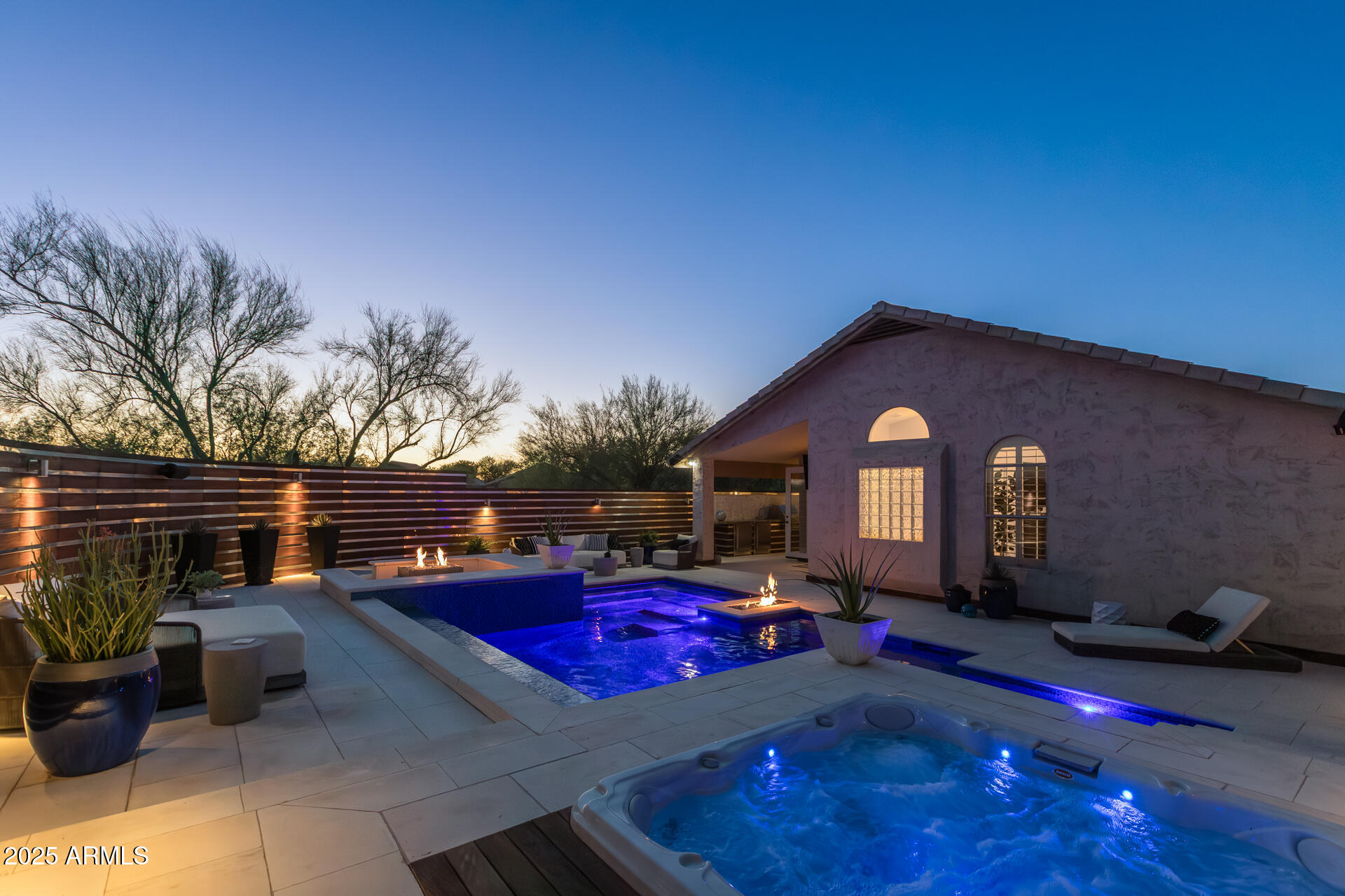 4605 East Swilling Road Phoenix, AZ 85050 - Photo 24 of 55 32) BACK OF HOME