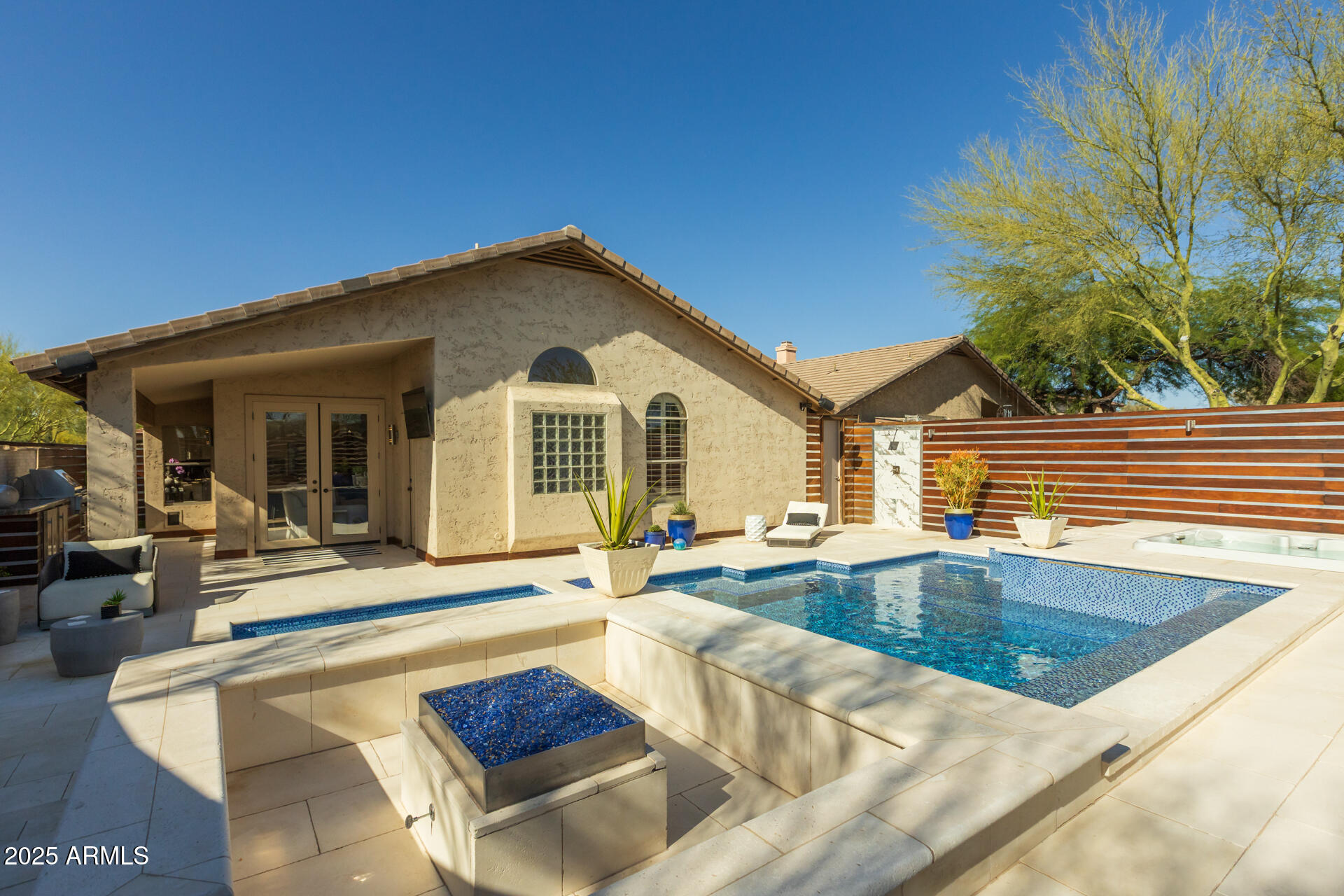 4605 East Swilling Road Phoenix, AZ 85050 - Photo 33 of 55 42) BACK OF HOME