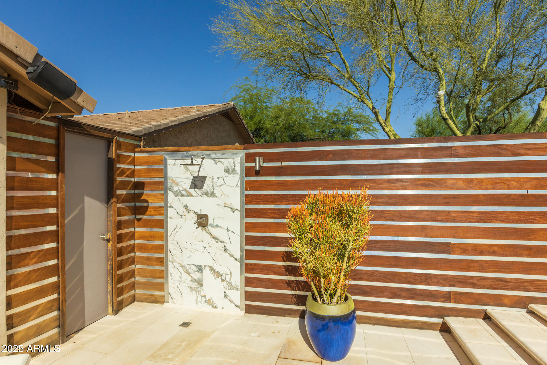 4605 East Swilling Road Phoenix, AZ 85050 - Photo 41 of 55 58) BACKYARD