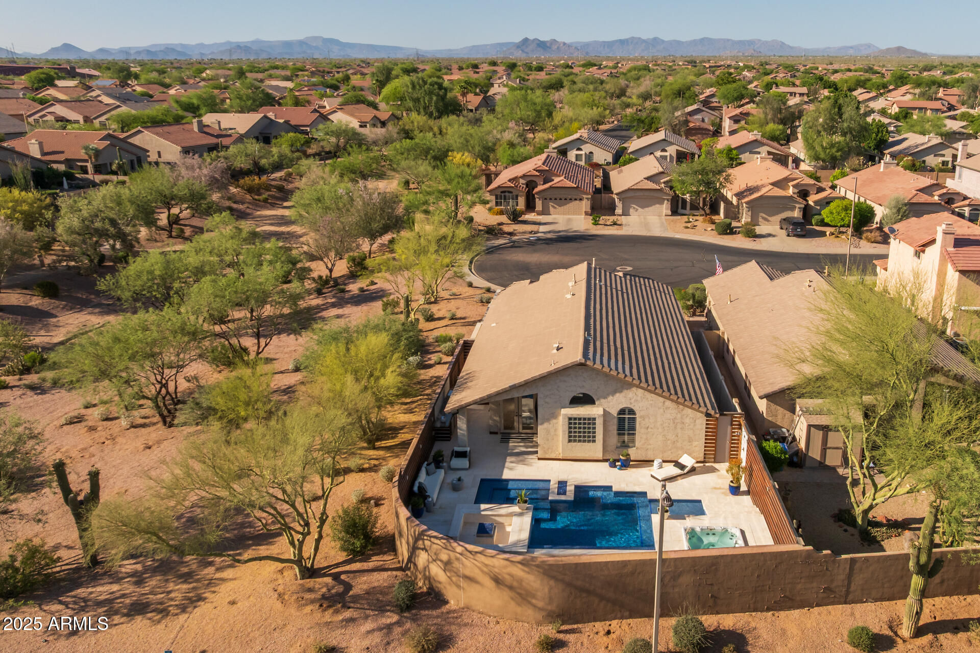 4605 East Swilling Road Phoenix, AZ 85050 - Photo 47 of 55 44) BACK OF HOME
