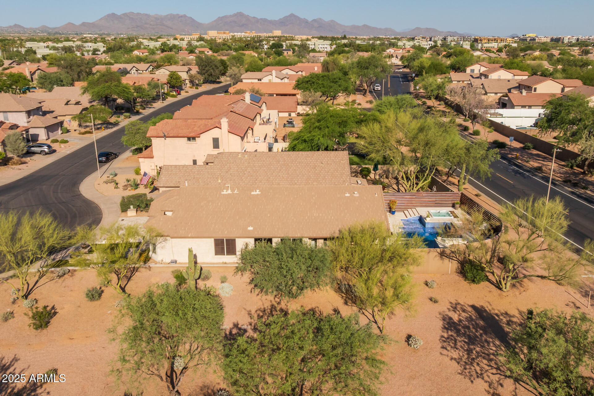 4605 East Swilling Road Phoenix, AZ 85050 - Photo 49 of 55 48) BACK OF HOME
