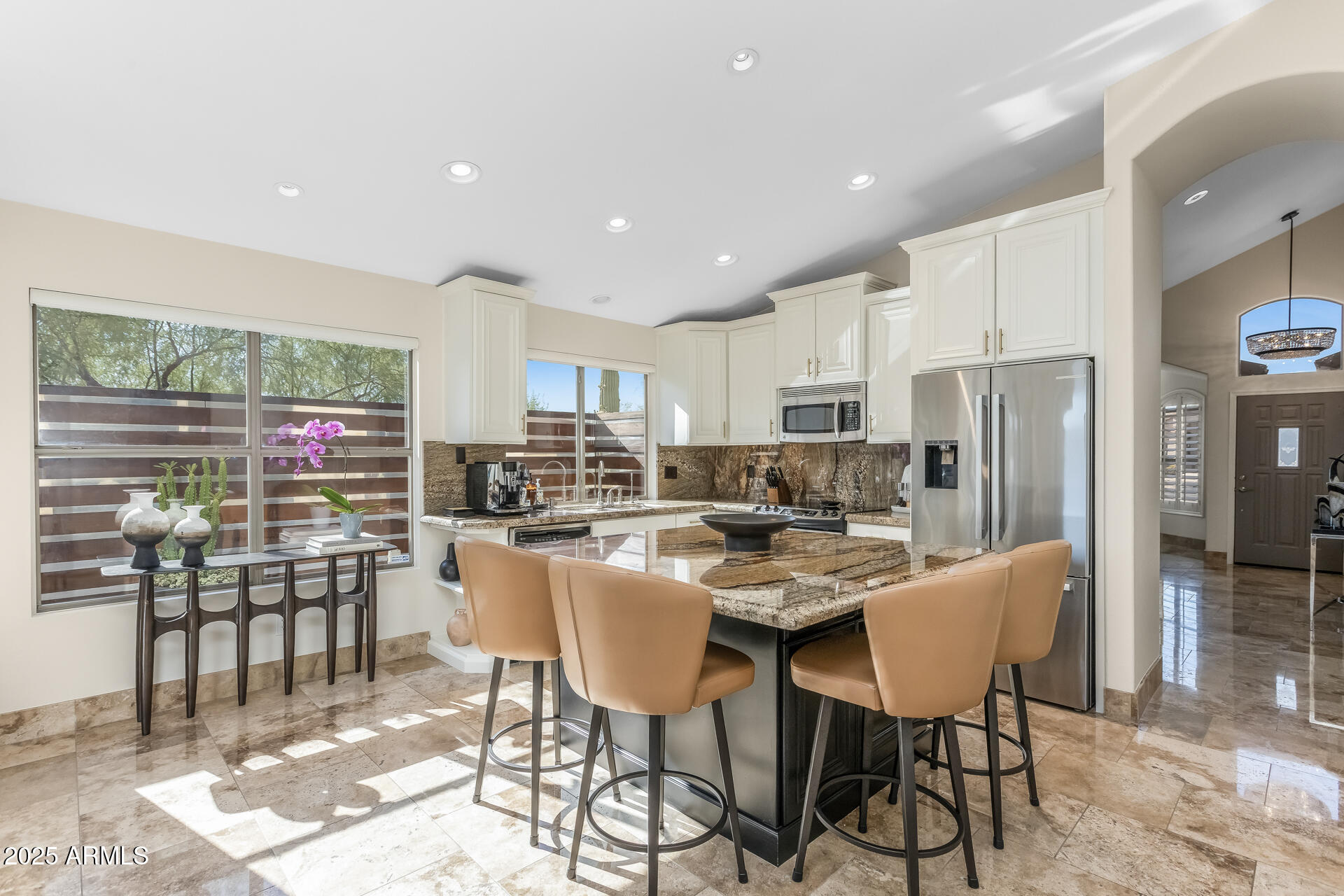 4605 East Swilling Road Phoenix, AZ 85050 - Photo 9 of 55 14) KITCHEN