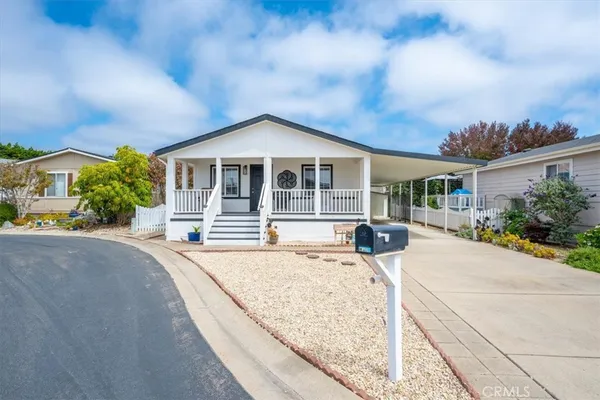 $235,000 | 765 Mesa View Drive, Unit 216, Arroyo Grande, CA 93420