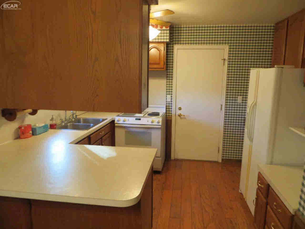 13064 North Webster Road Clio, MI 48420 - Photo 10 of 76 21230473-9.JPG