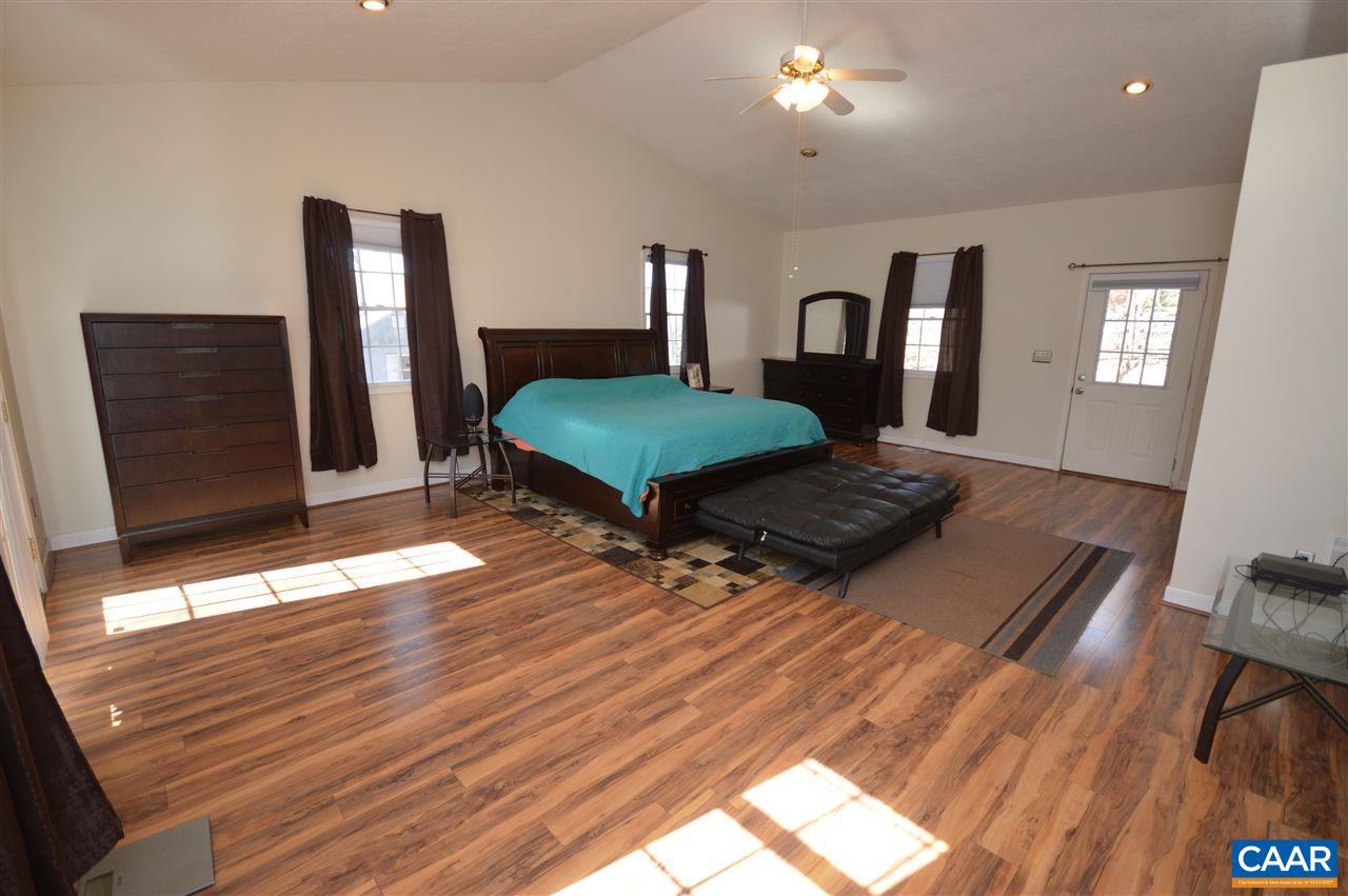 201 Horseshoe Road Stanardsville, VA 22973 - Photo 12 of 34 Gallery Image 12