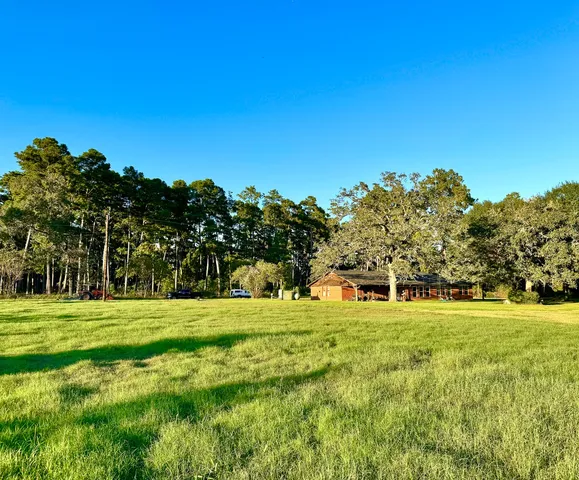 $399,950 | 27687 Hoke Road, Richards, TX 77873