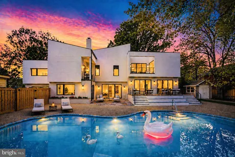 $2,875,000 | 7301 Marbury Road, Bethesda, MD 20817