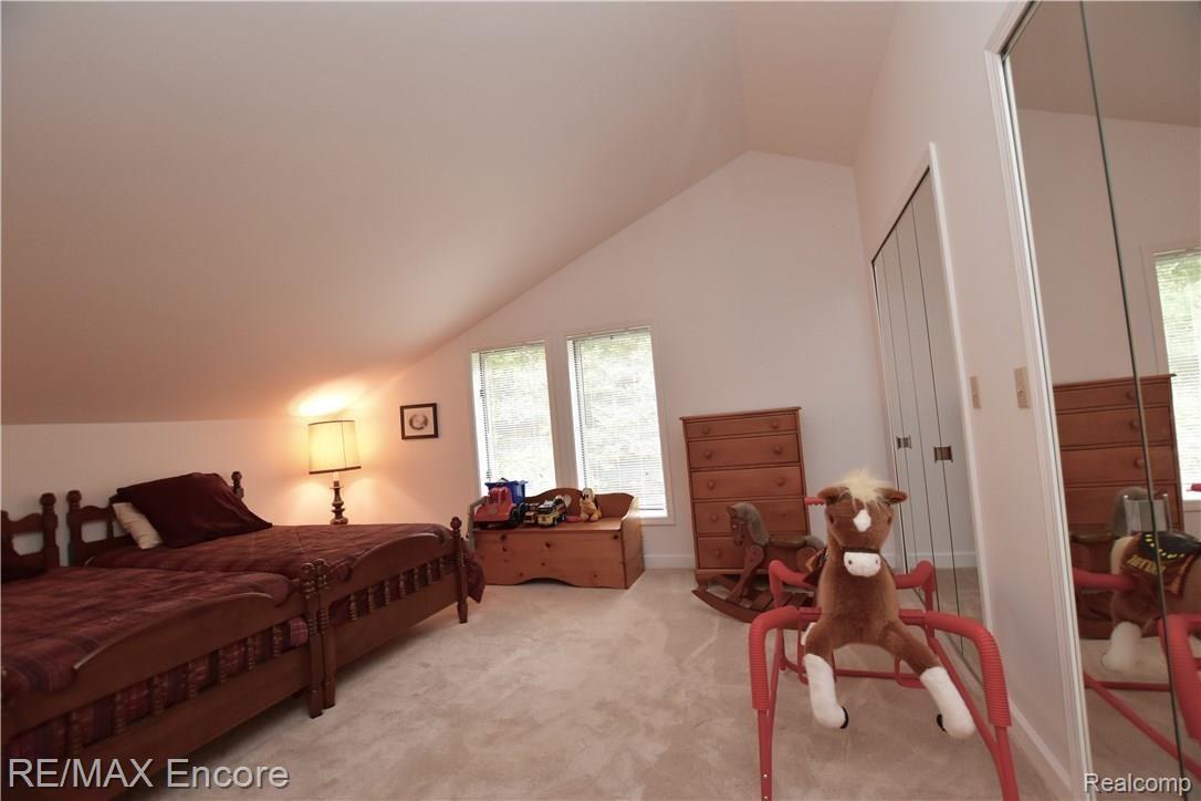940 South Van Road Holly, MI 48442 - Photo 32 of 55 DSC_2091.jpg