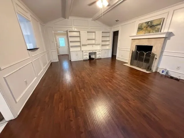 a view of an entryway