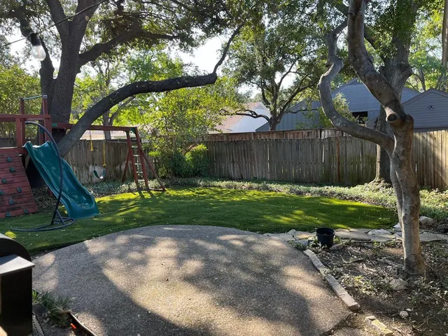 $2,950 | 6918 La Manga Drive, Dallas, TX 75248