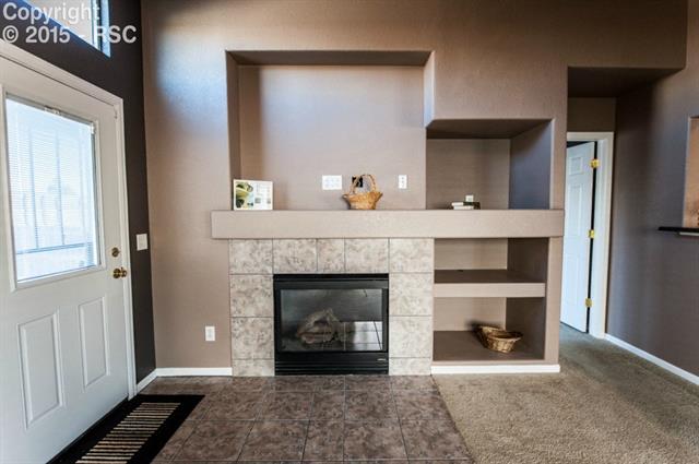 625 Blue Ridge Point Colorado Springs, CO 80921 - Photo 9 of 36