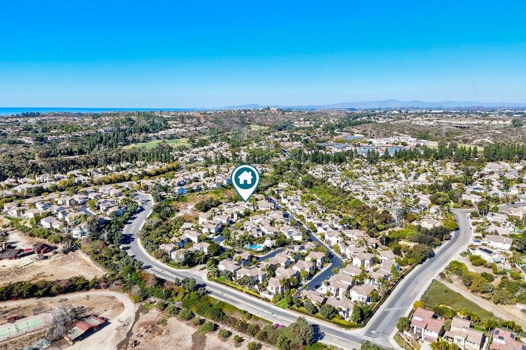 7165 Willet Circle Carlsbad, CA 92011 - Photo 52 of 65 an aerial view of a city