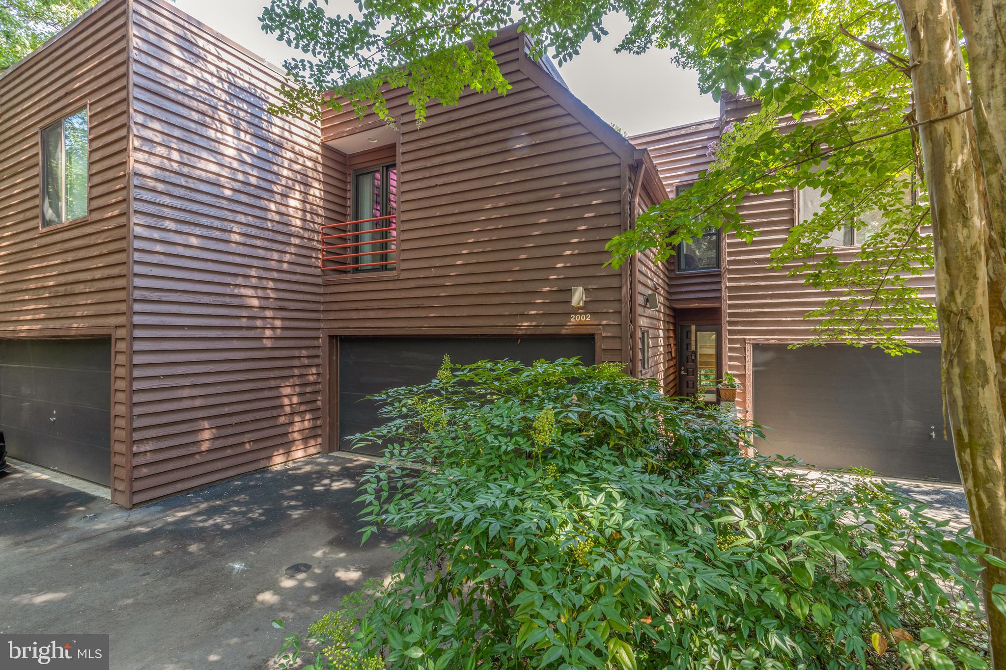 2002 Turtle Pond Drive Reston, VA 20191 - Photo 3 of 65 2002 Turtle Pond Dr