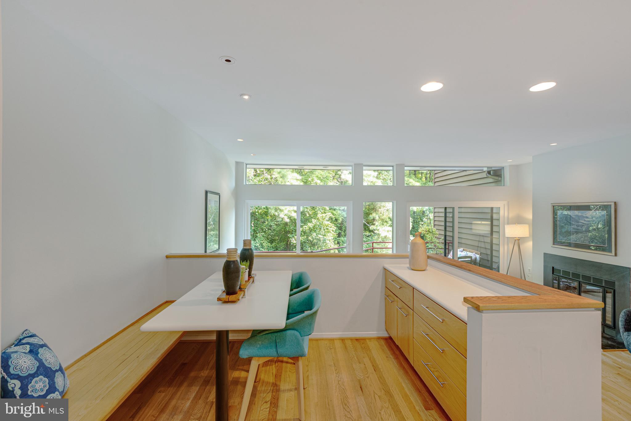 2002 Turtle Pond Drive Reston, VA 20191 - Photo 21 of 65 breakfast nook