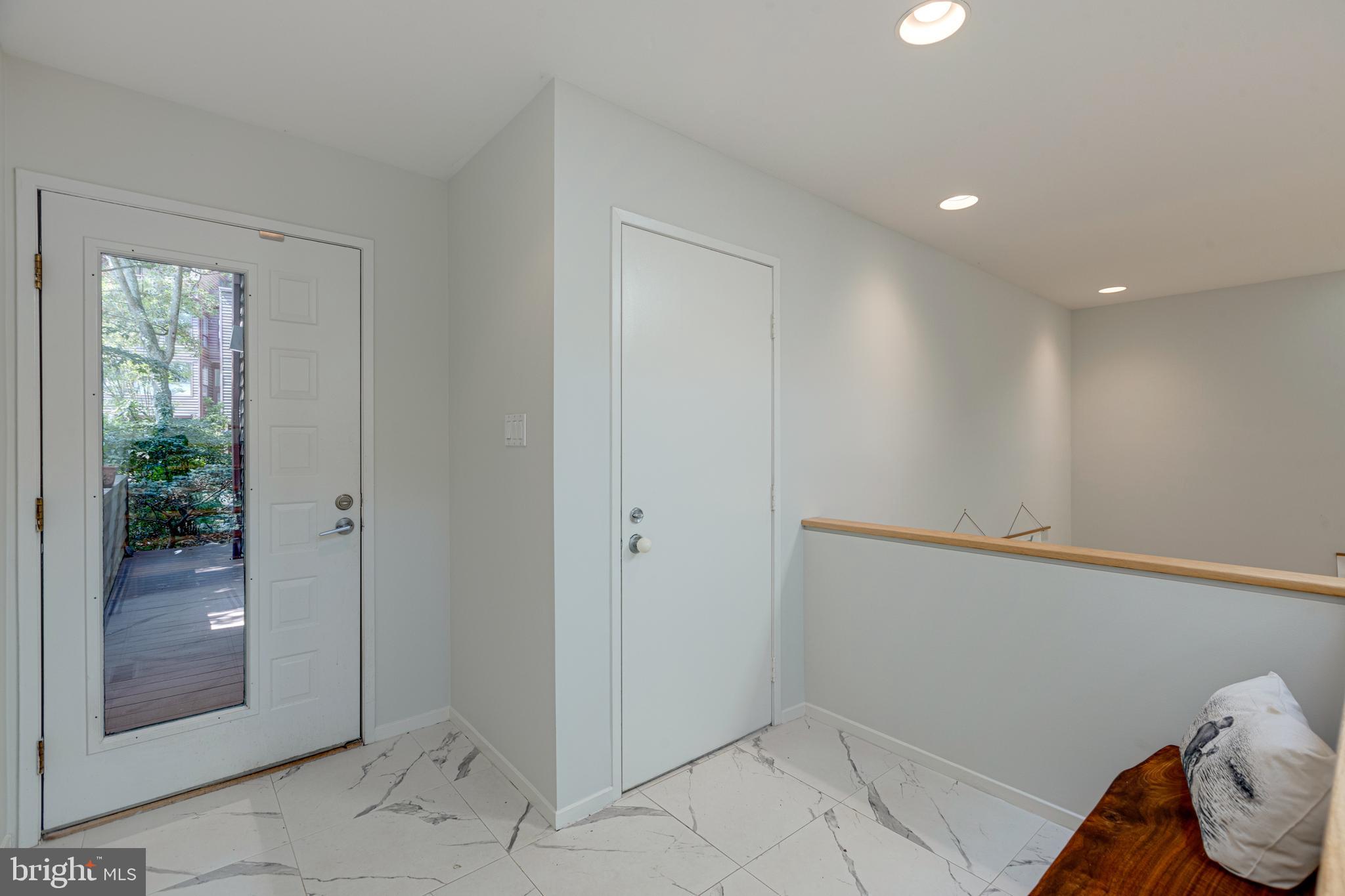 2002 Turtle Pond Drive Reston, VA 20191 - Photo 5 of 65 Foyer