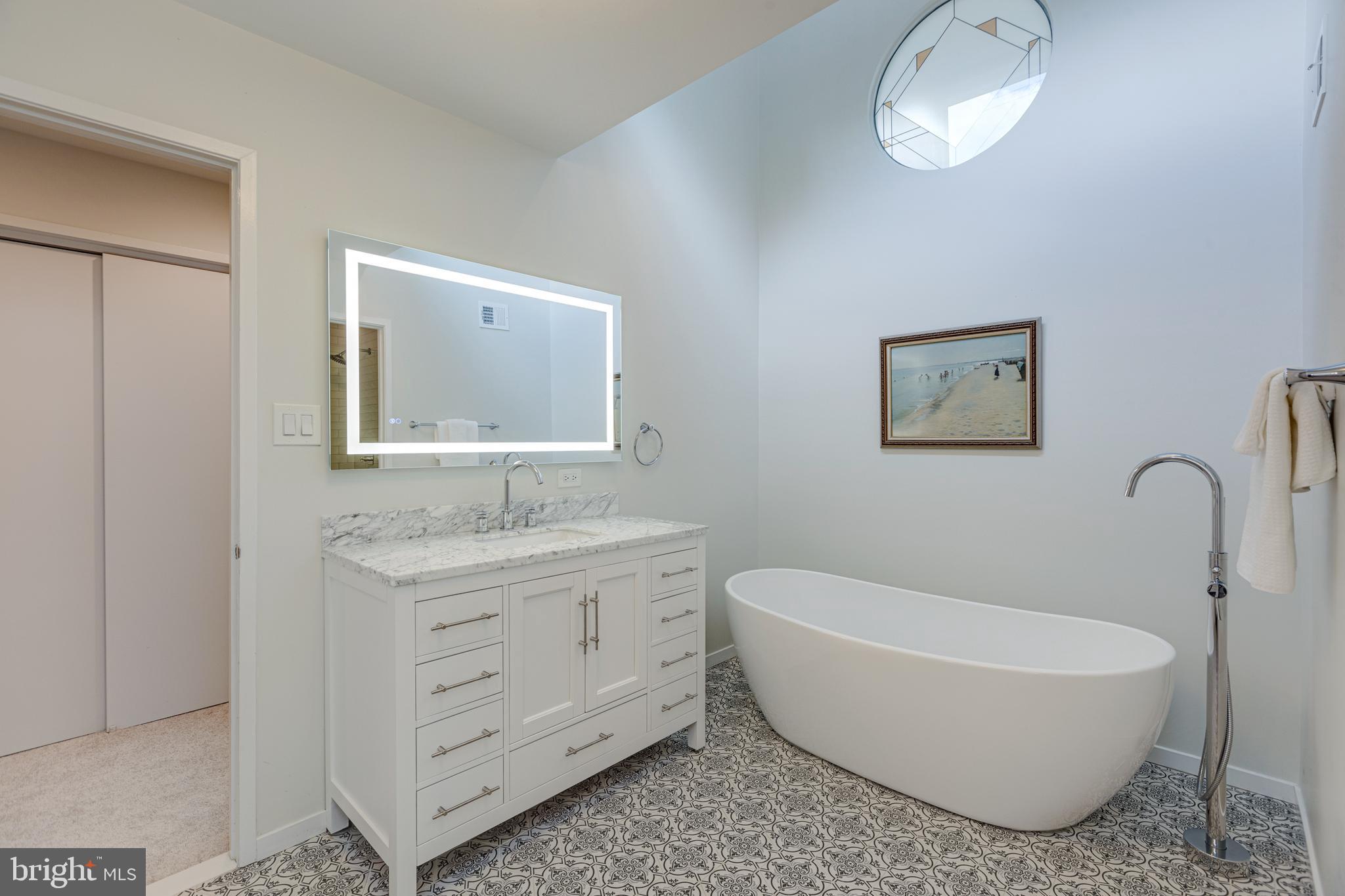 2002 Turtle Pond Drive Reston, VA 20191 - Photo 44 of 65 primary suite bathroom