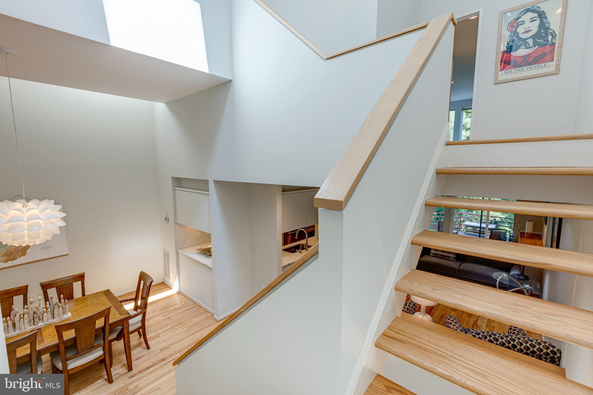 2002 Turtle Pond Drive Reston, VA 20191 - Photo 7 of 65 Foyer