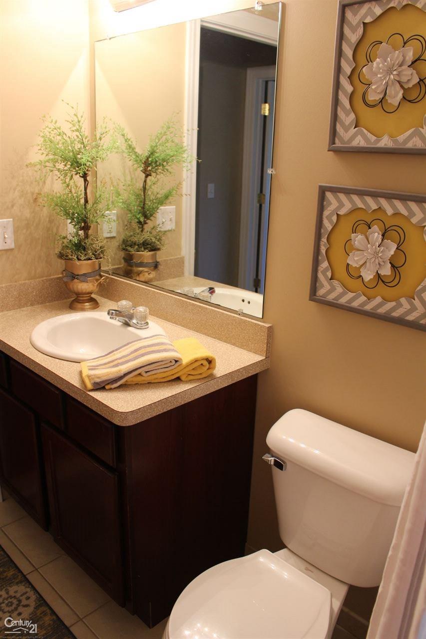902 Trombley Road Grosse Pointe Park, MI 48230 - Photo 13 of 30