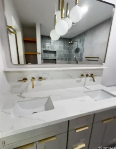 $1,700,000 | 362 Waiopua Place, Honolulu, HI 96825