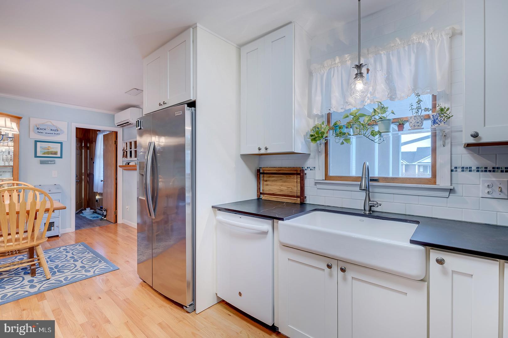 413 Katie Street Ocean View, DE 19970 - Photo 8 of 51