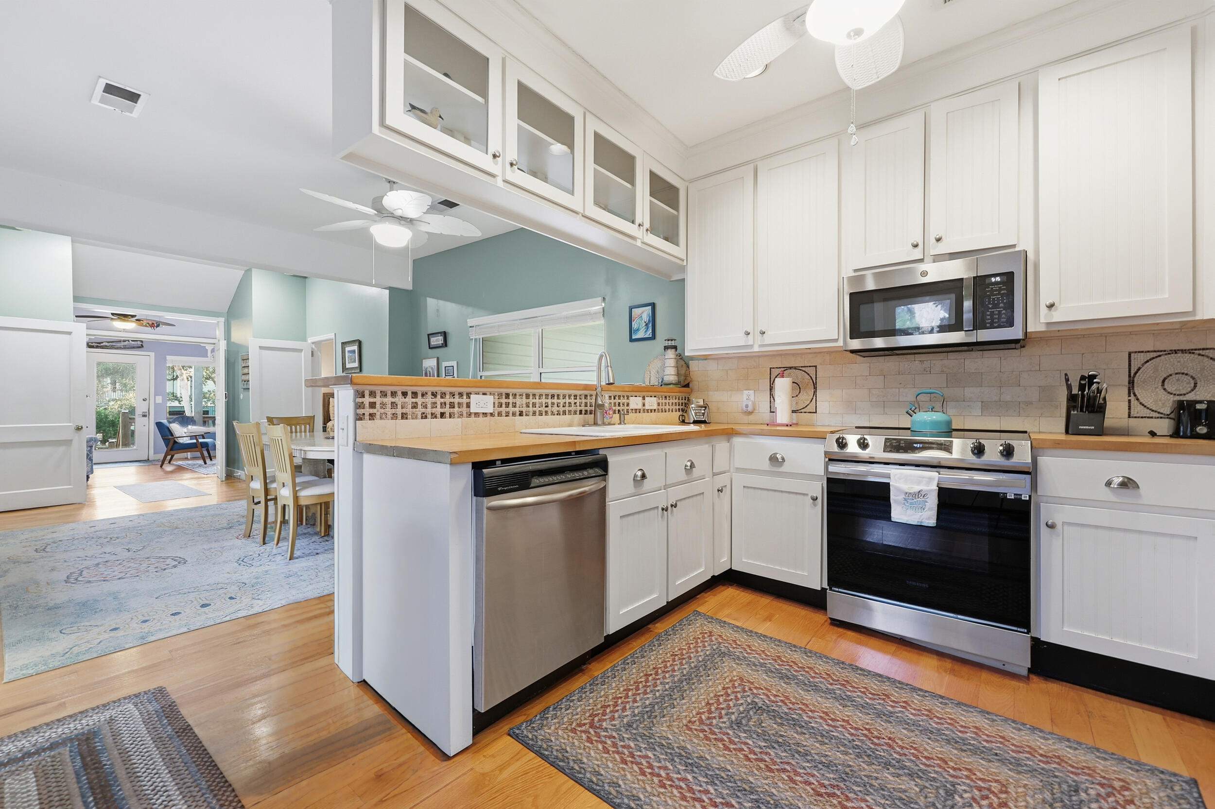 418 East Ashley Avenue Folly Beach, SC 29439 - Photo 5 of 62 3 418 E Ashley