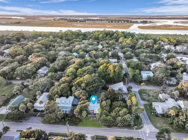 $1,125,000 | 418 East Ashley Avenue, Folly Beach, SC 29439