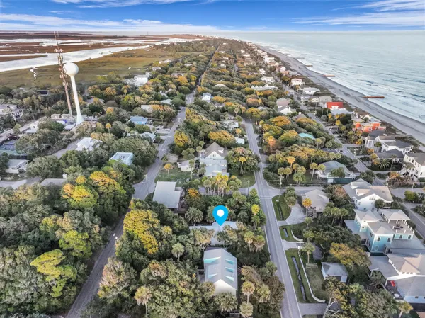 $1,125,000 | 418 East Ashley Avenue, Folly Beach, SC 29439