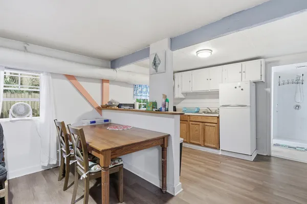 $1,125,000 | 418 East Ashley Avenue, Folly Beach, SC 29439