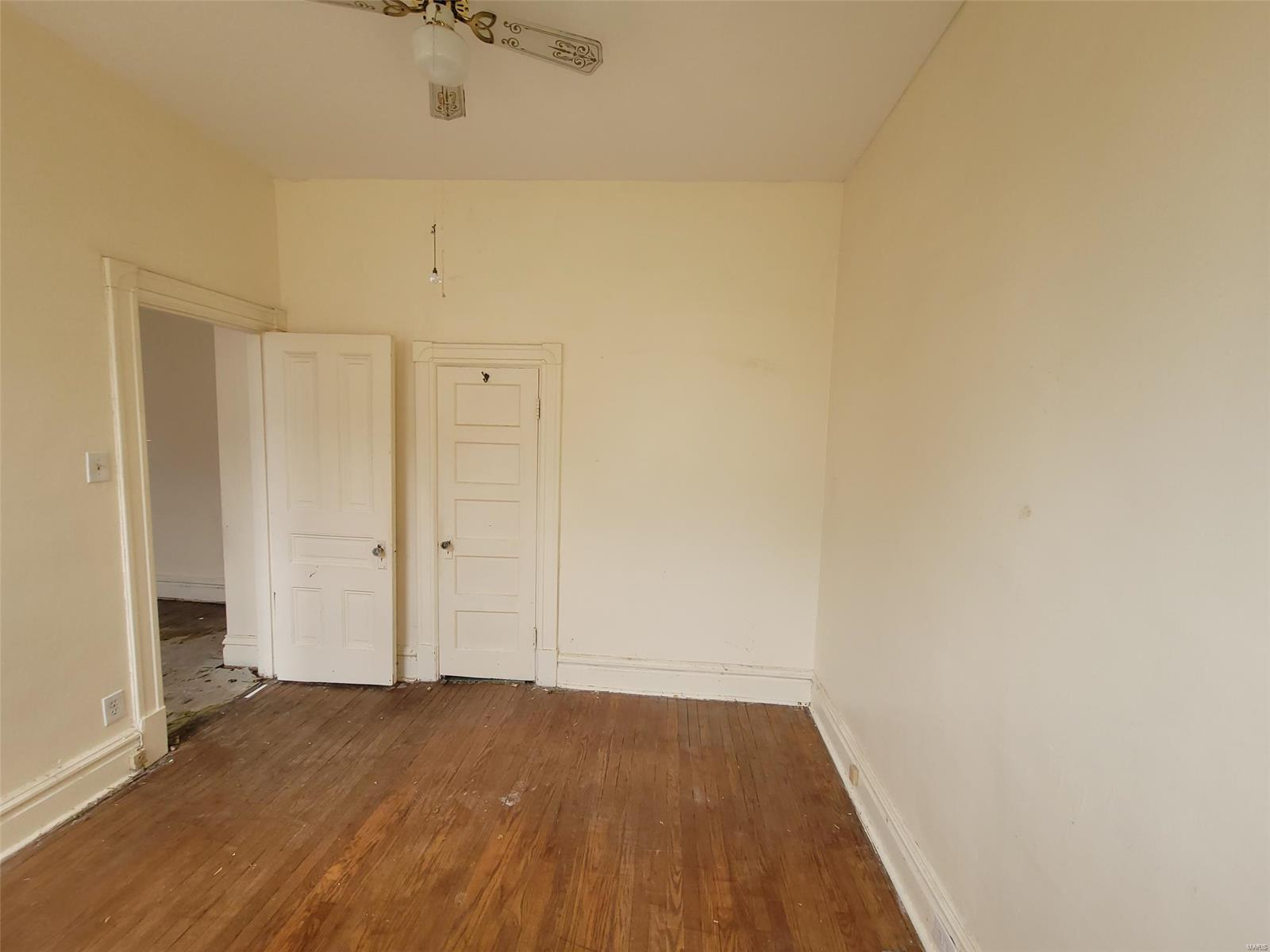 5331 Ridge Avenue St. Louis, MO 63112 - Photo 11 of 19