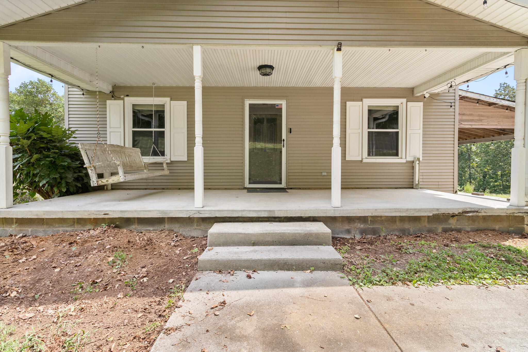 308 Riverside Drive Charleston, TN 37310 - Photo 2 of 41 Riverside Exterior Final-8