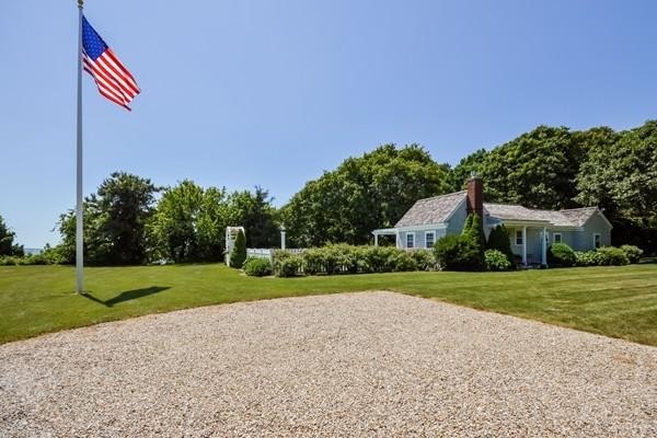 223 Meadow Neck Road Falmouth, MA 02536 - Photo 6 of 16 Gallery Image 6
