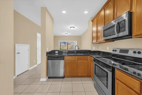 $1,500 | 3577 Wilshire Way Road, Unit 61, Orlando, FL 32829
