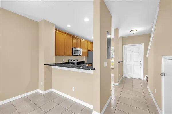 $1,500 | 3577 Wilshire Way Road, Unit 61, Orlando, FL 32829