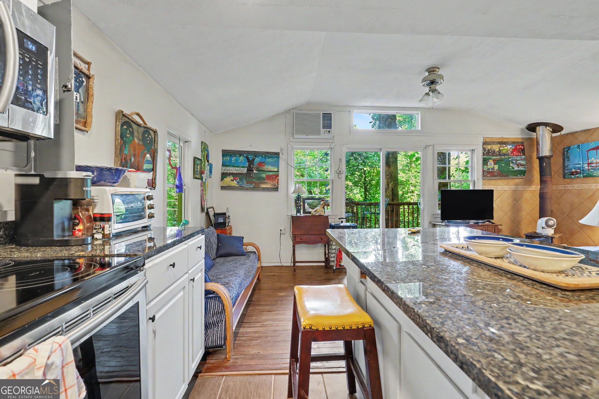 4273 Yonah Dam Road Toccoa, GA 30577 - Photo 13 of 48 Gallery Image 13