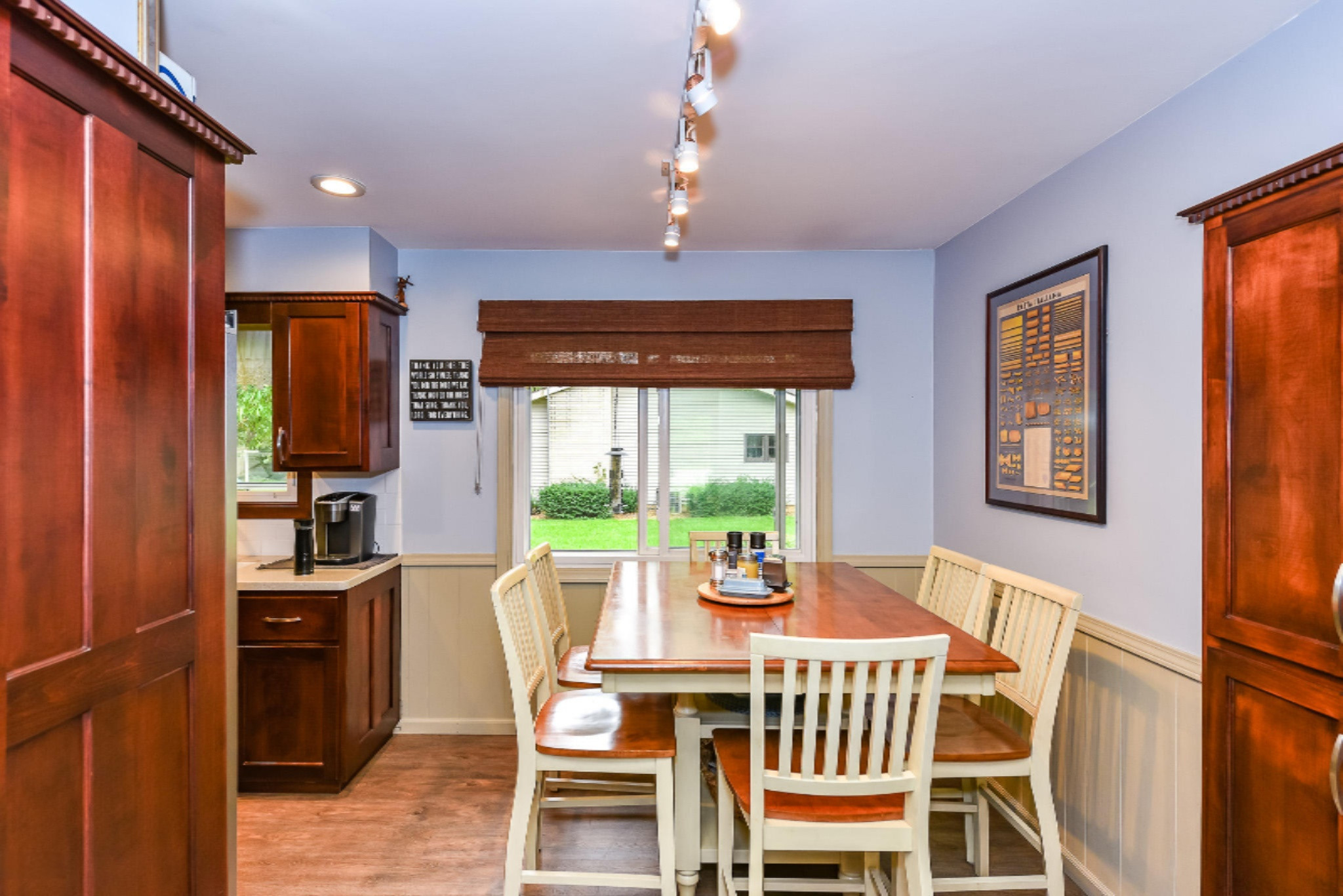 1414 Ridgewood Drive Jenison, MI 49428 - Photo 15 of 40 Nice Sized Dining Area