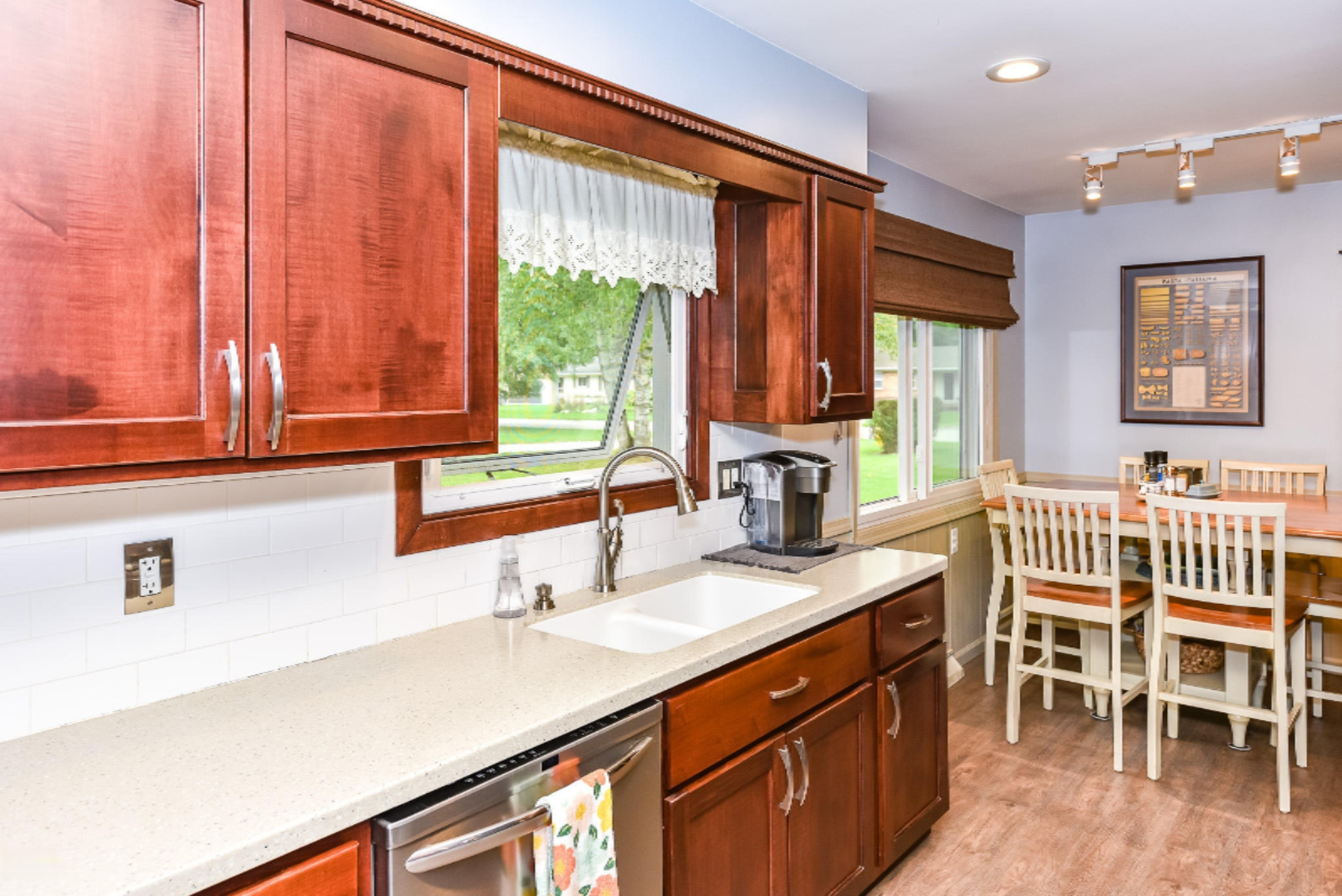 1414 Ridgewood Drive Jenison, MI 49428 - Photo 17 of 40 Kitchen Open to Dining Area