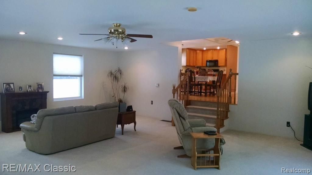 1810 Lochaven Road West Bloomfield, MI 48324 - Photo 16 of 40 Recess Lighting and Two Ceiling Fans