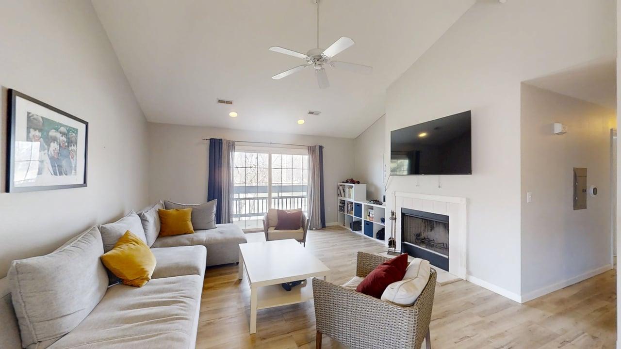 2404 Windward Boulevard, Unit 201 Champaign, IL 61821 - Photo 8 of 24